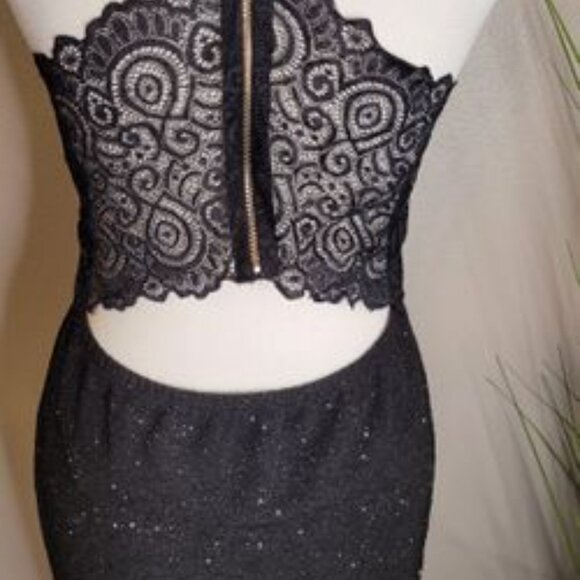 Lace Back Dress Size Medium - Picture 2 of 5